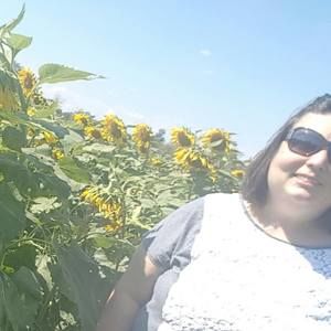 Meet your Posher, Stacy